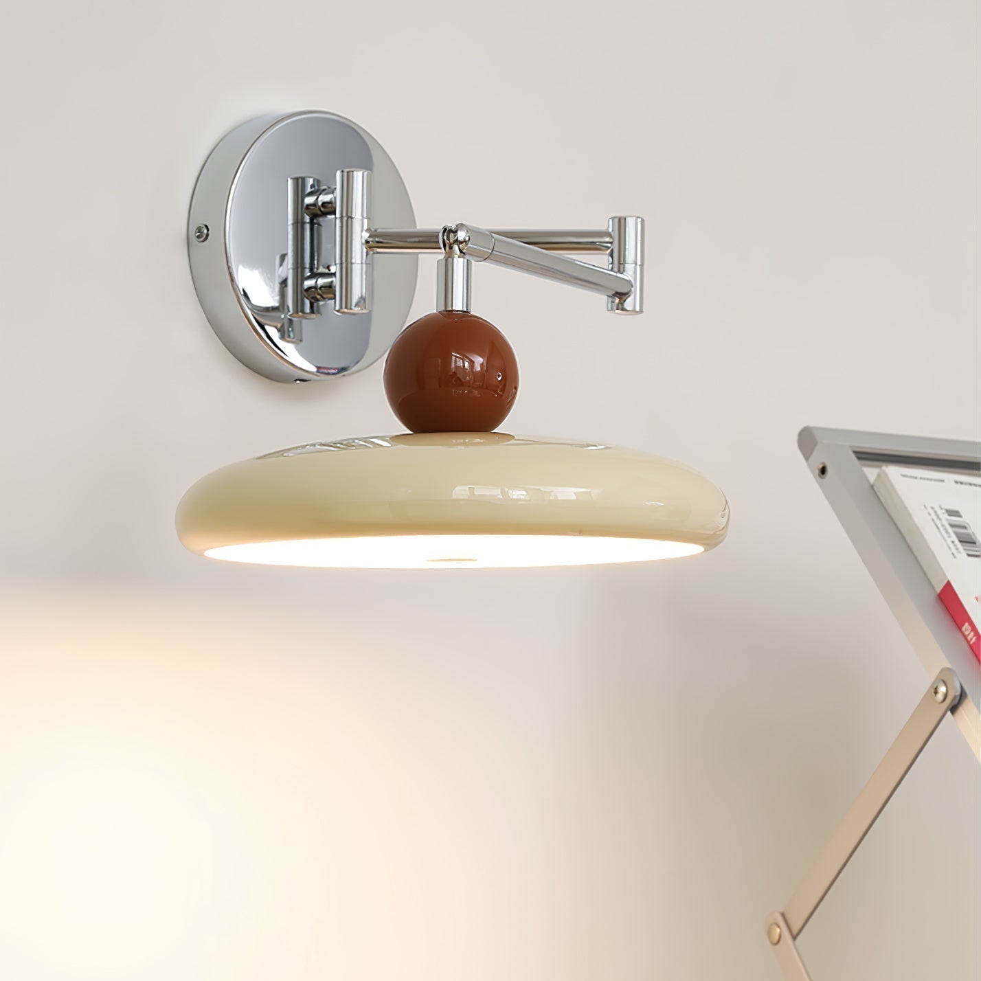 Wandlampe Swing Arm Lola - Moderne Applique mit verstellbarem Arm und integrierter LED