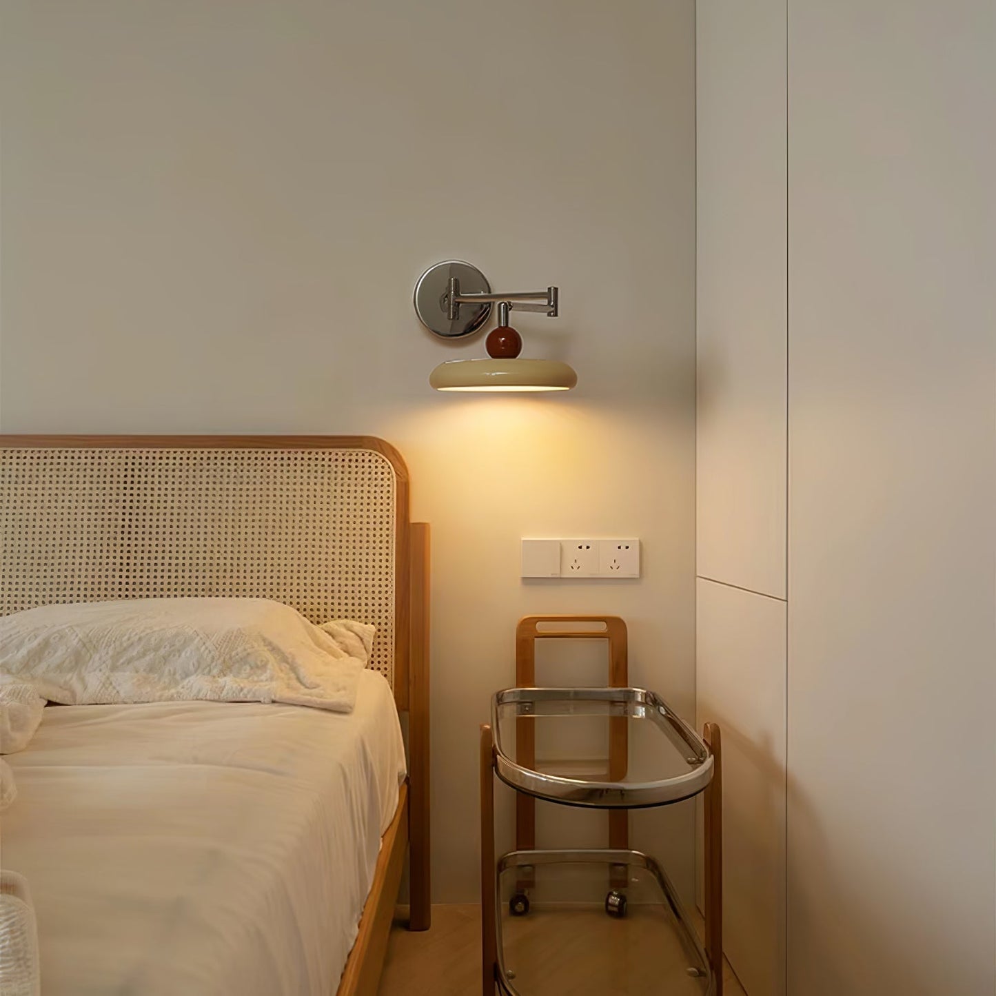 Wandlampe Swing Arm Lola - Moderne Applique mit verstellbarem Arm und integrierter LED