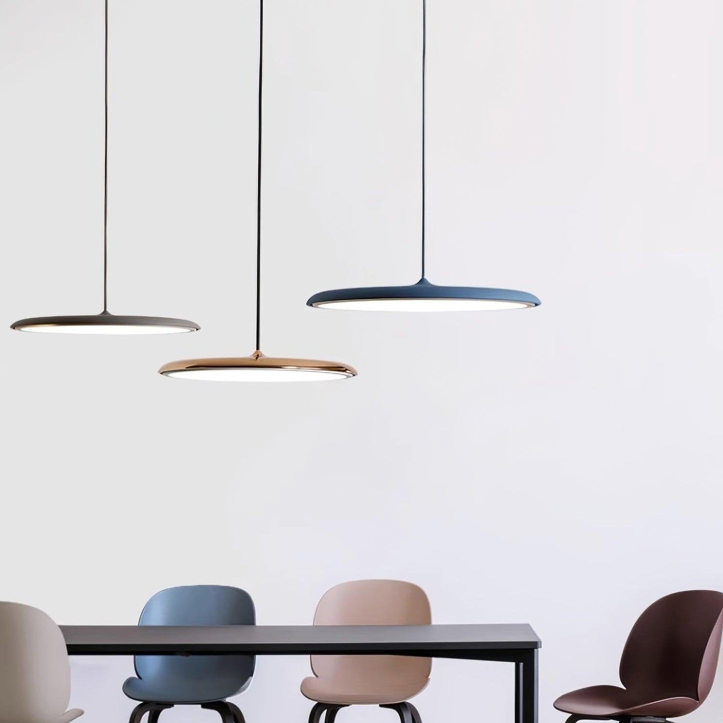 Moderne Deckenleuchte für elegantes gemütliches Wohnzimmer und Bürodeko