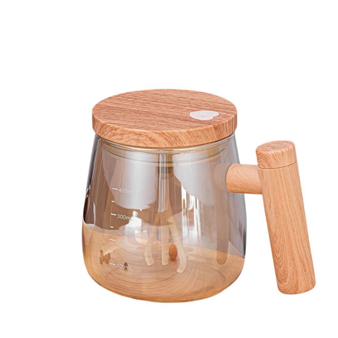 Zweckmäßige Holz-Mischbecher