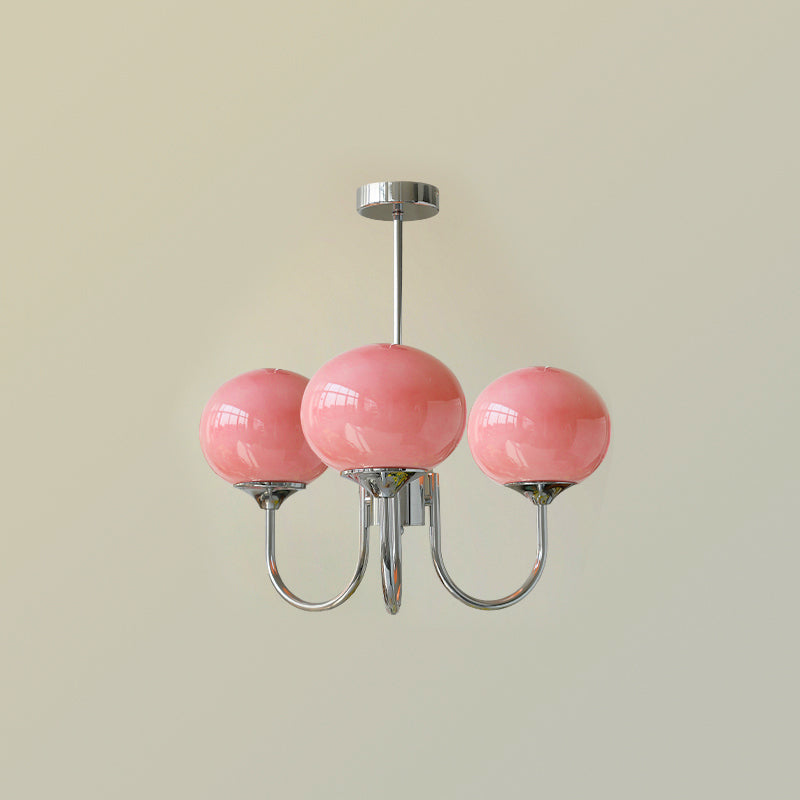 Deckenleuchte mit rosa Glasglobenschirmen