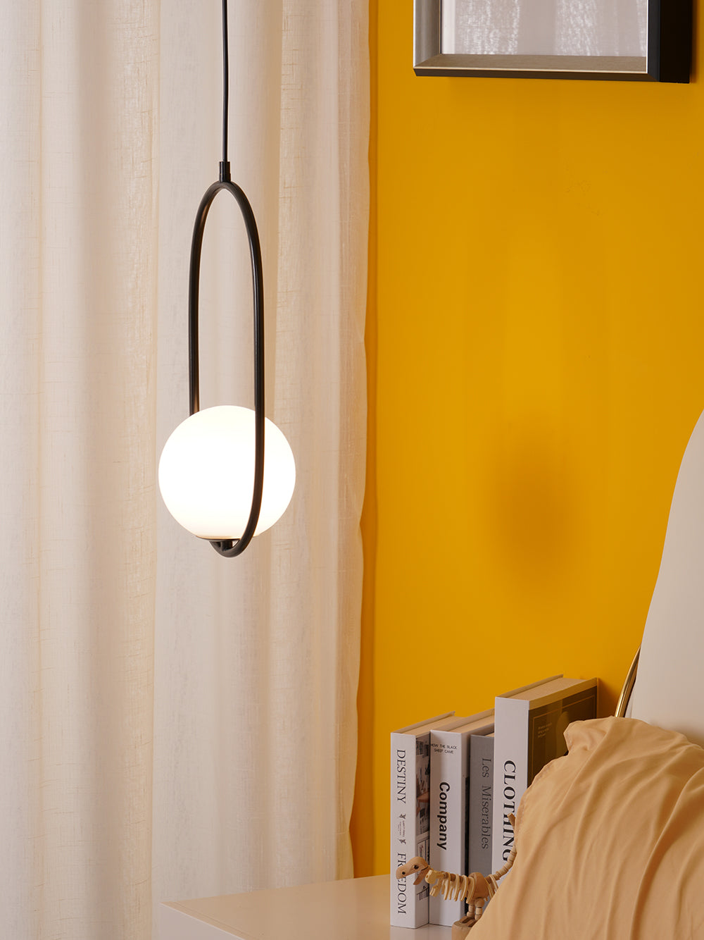 Aufhängung Mila aus Metall und Glas – Moderne Lampe mit elegantem Design