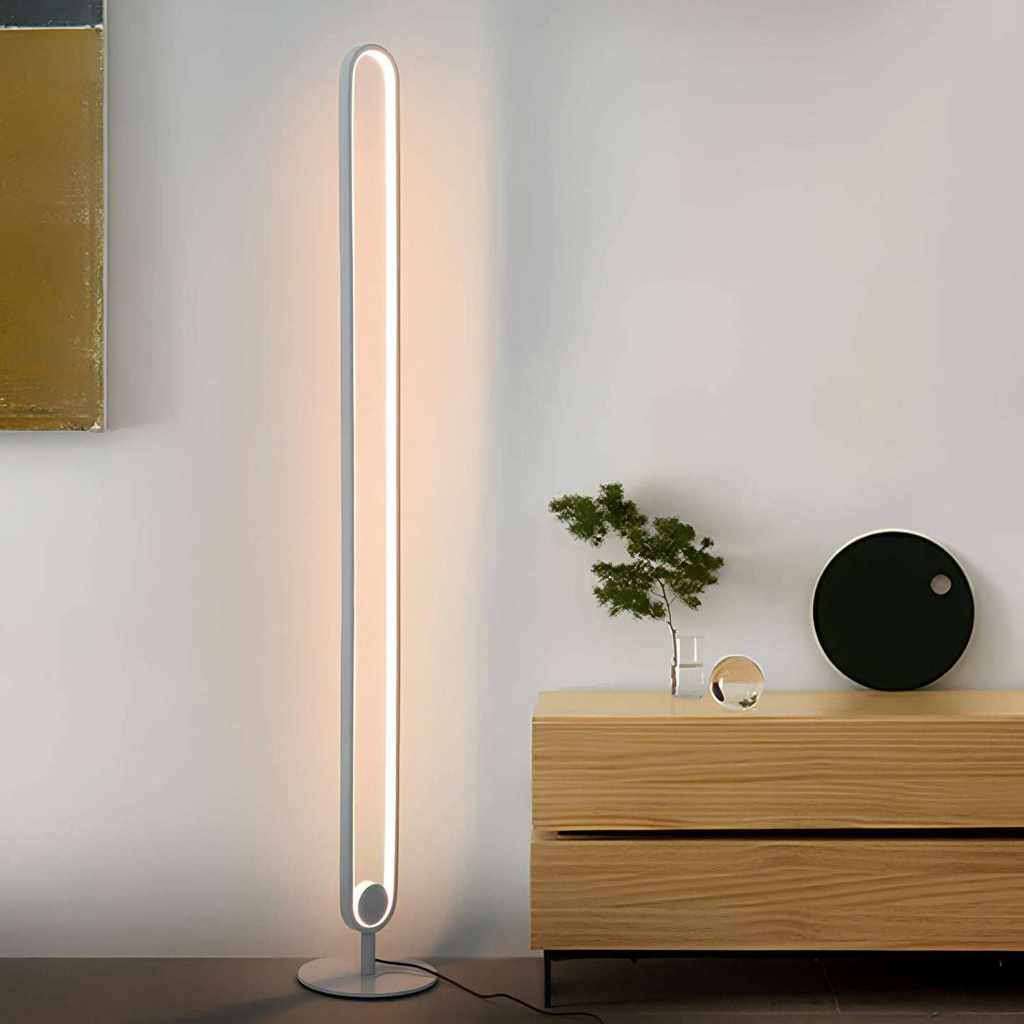 Garduru LED Stehlampe - Modernes, Warmes Ambiente