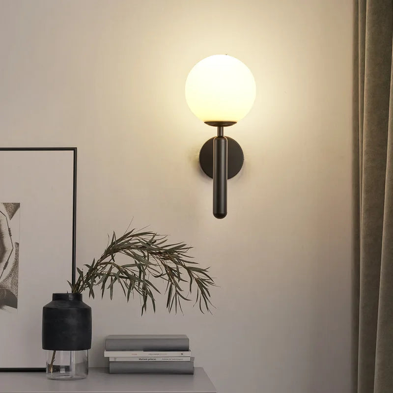 LumoGlow - Moderne LED-Wandlampe