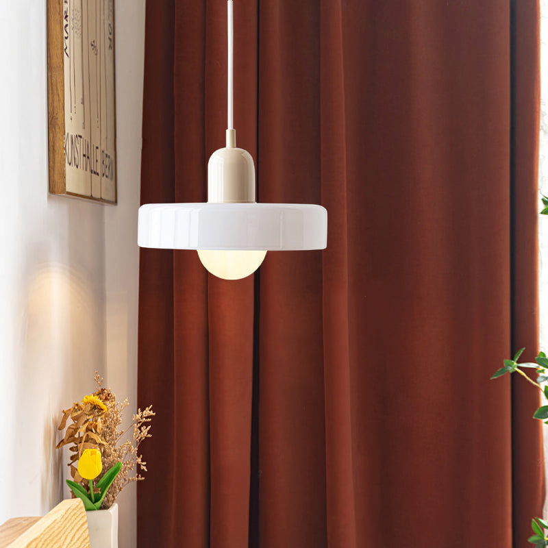 Garduru Pendelleuchte aus farbigem Glas | Elegante Hängeleuchte im Bauhaus-Stil | Designlampe für Wohnzimmer & Esszimmer