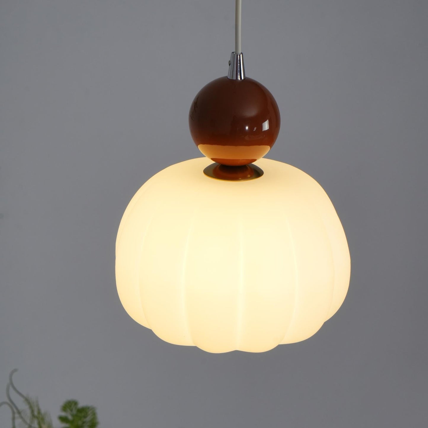 Garduru Kürbis Pendelleuchte – Elegante dimmbare Deckenlampe mit G9-Fassung