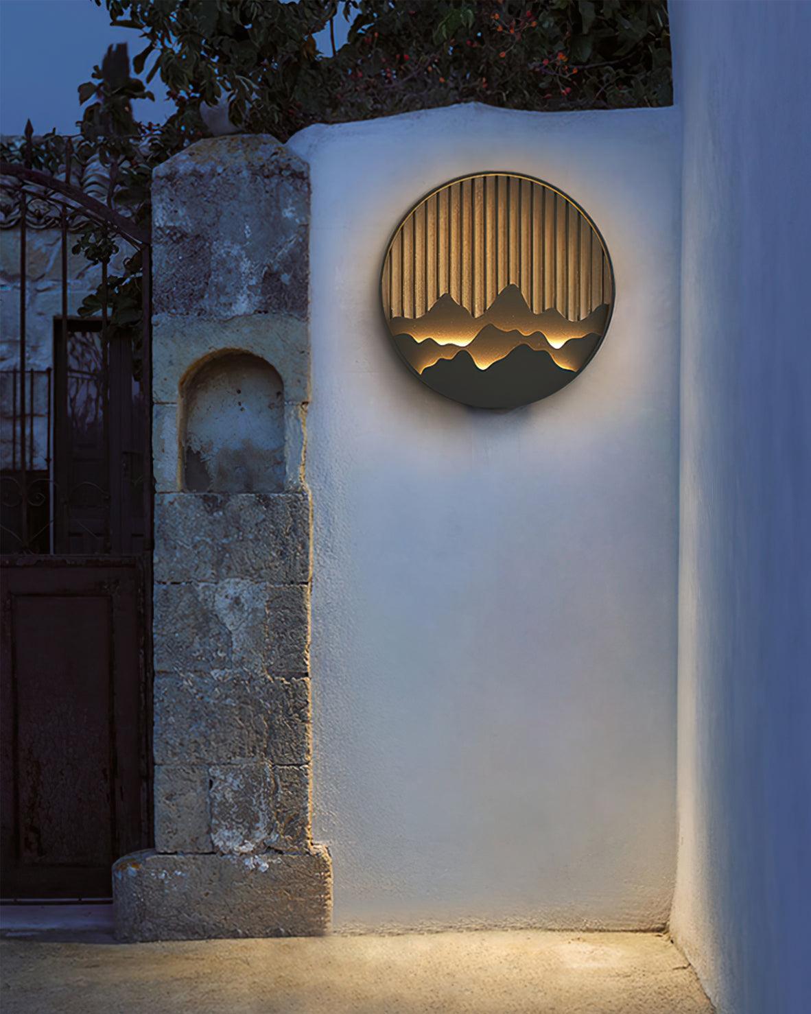 Wandlampe Außen Mountain - LED Lampe aus Edelstahl mit Berg- und Wassermotiv