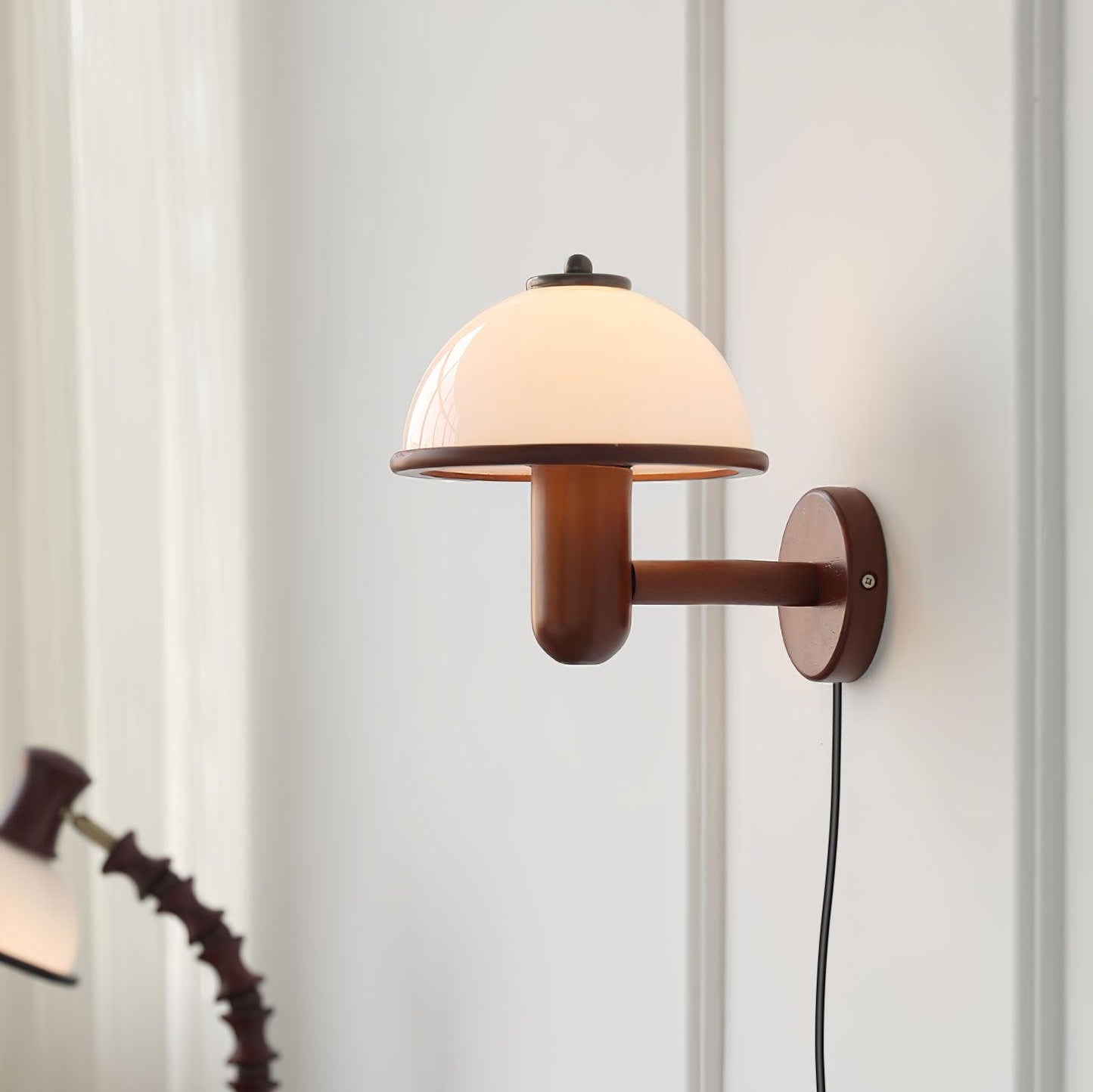 Garduru Holz Wandlampe – Elegante Eichenoptik mit sanftem LED-Glühen