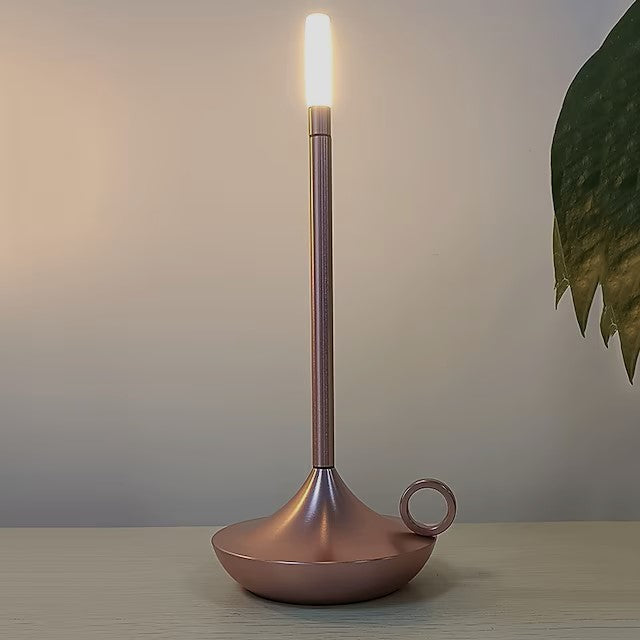 Lampe Giavi - Zeitgenössische Eleganz und warme Atmosphäre mit dimmbarem Licht
