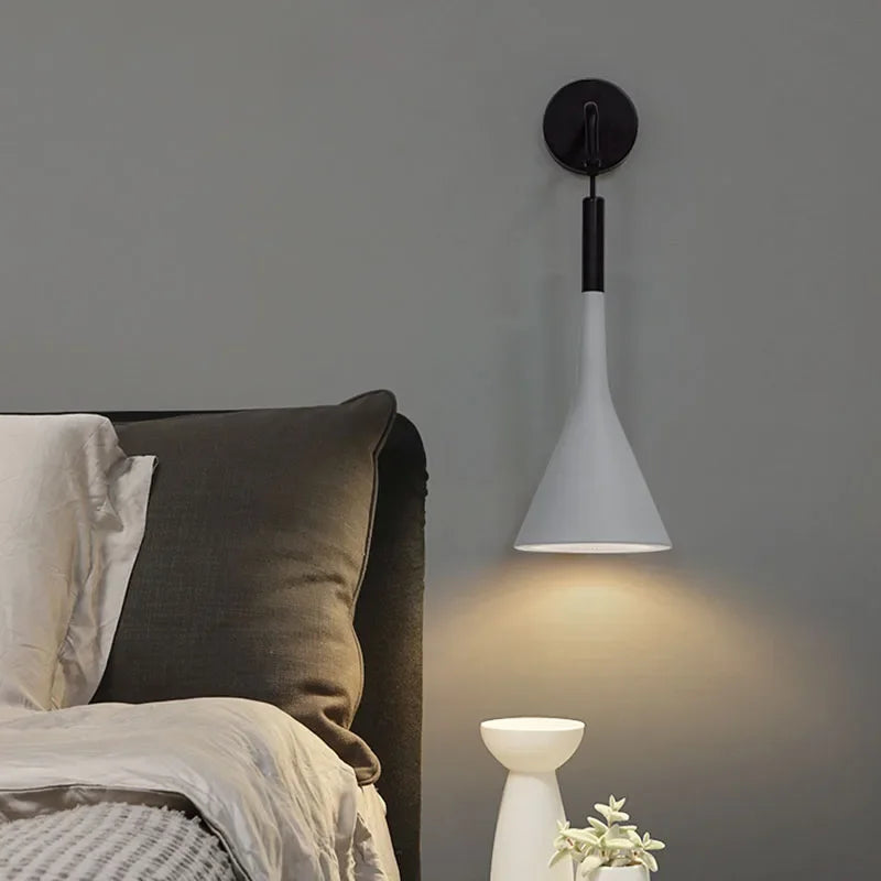 Nordic Orchid Wandlampe - Elegante Innenbeleuchtung für Zuhause & Bürodekor