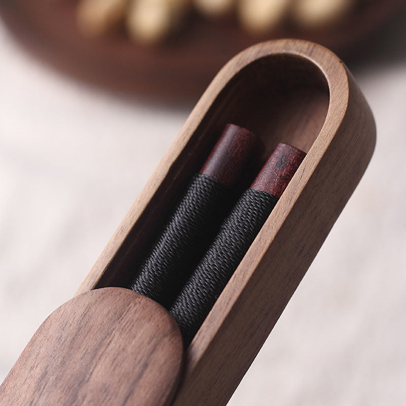MasuCraft – Schwarze Walnuss Holz Essstäbchen mit dekorativem Draht in Luxus Holzgeschenkbox
