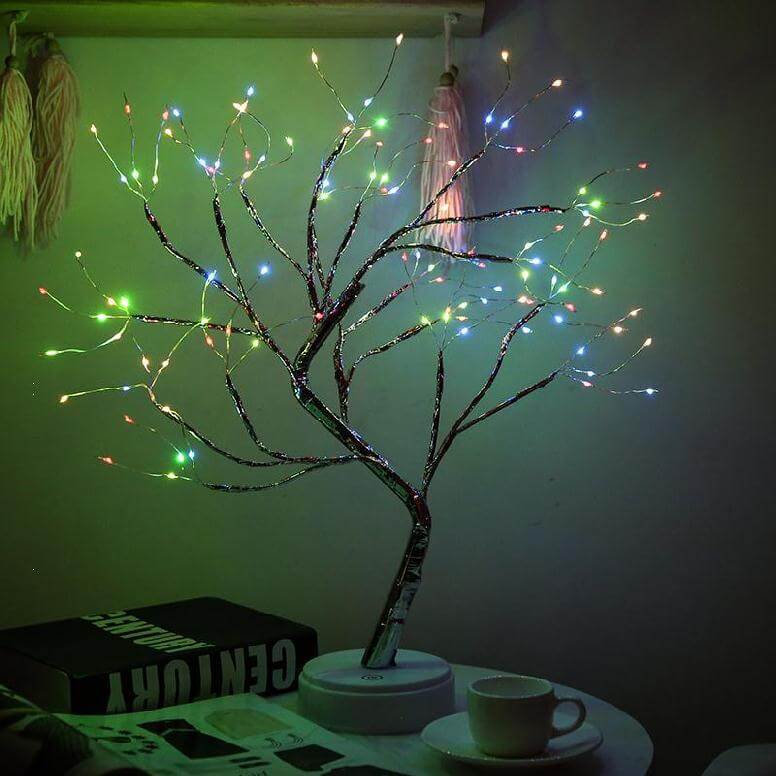 LED Tischlampe mit bunten Baumlichtern