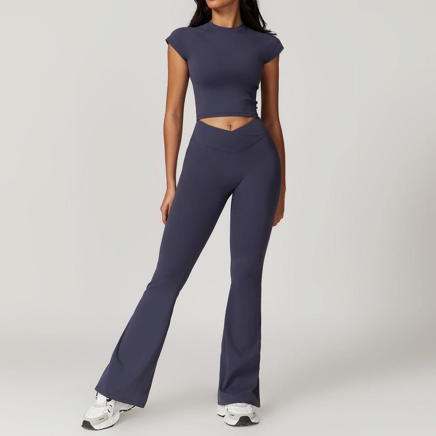 Zweiteiliges Set kurzer Oberteil und ausgestellte Leggings - Pastell Traumfänger