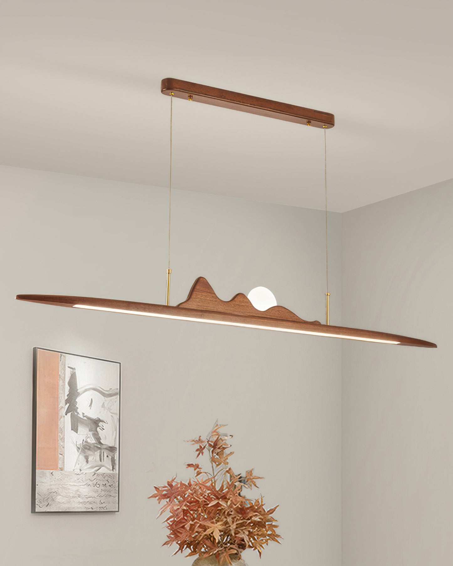 Hängelampe mit Holzstreifen im minimalistischen One-Line-Design