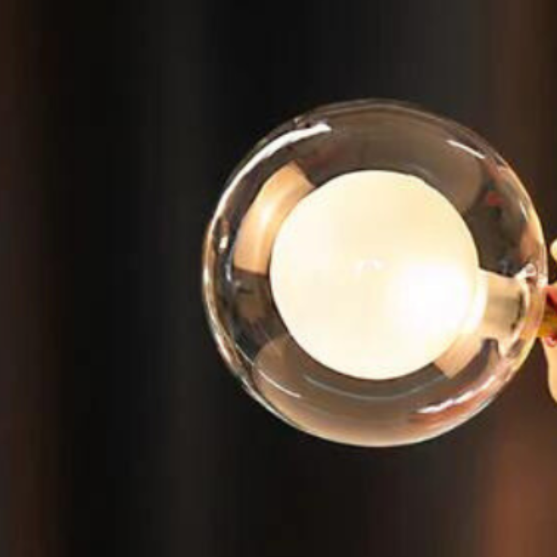 Ästhetische Tischlampe - Schwesternlampe
