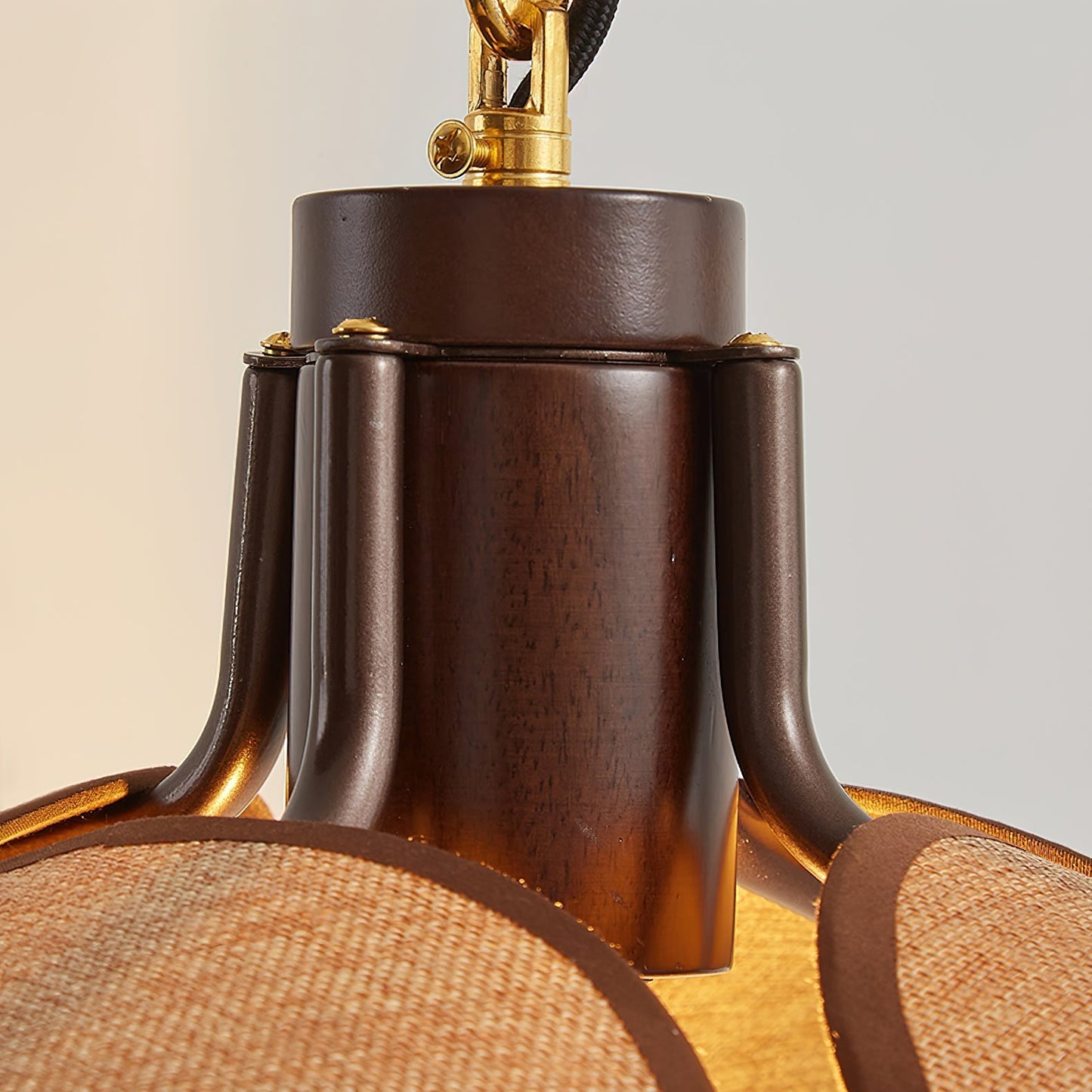 Applikation Petal Bloom – Elegante Wandlampe in Form von Blütenblättern