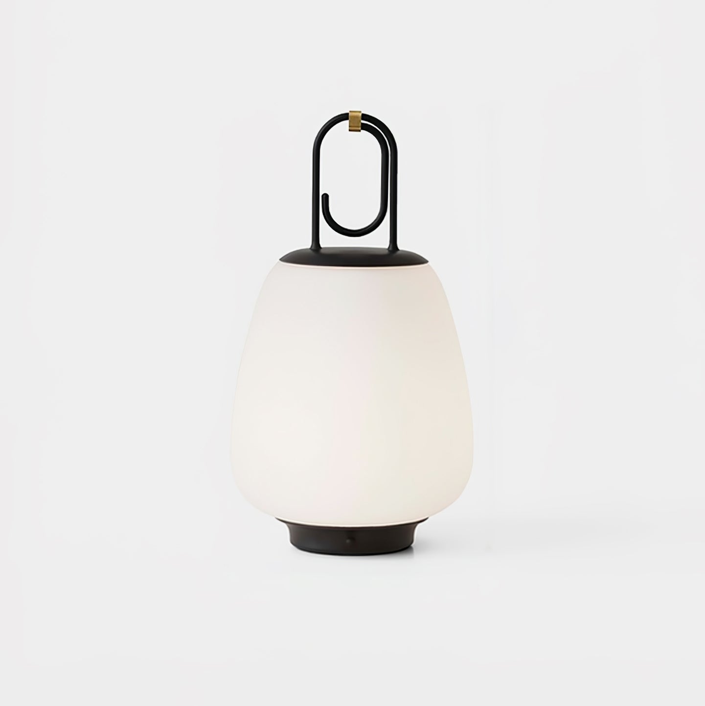 Portable Tischlampe mit USB-Aufladung – Elegantes skandinavisches Design und dimmbares Licht