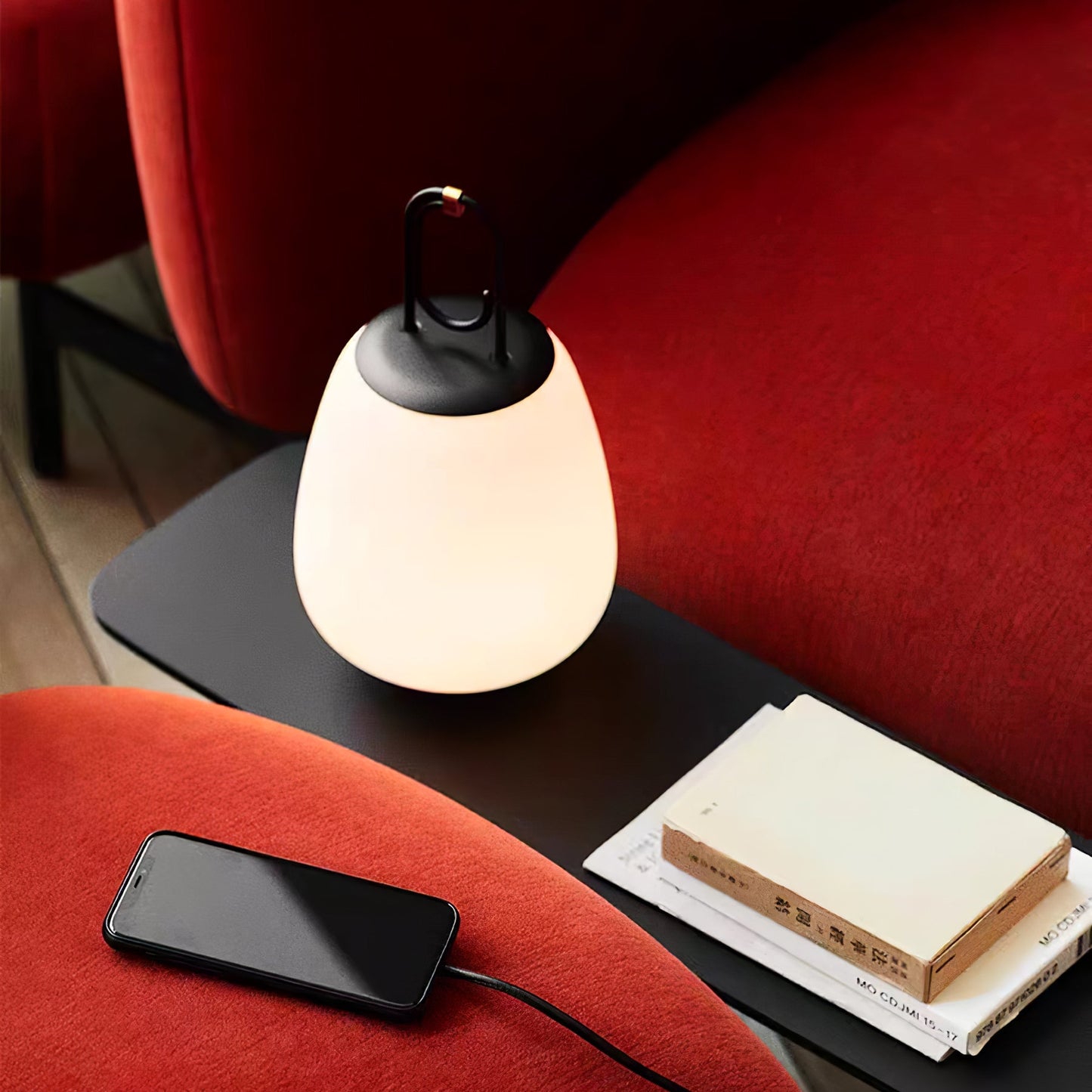 Portable Tischlampe mit USB-Aufladung – Elegantes skandinavisches Design und dimmbares Licht