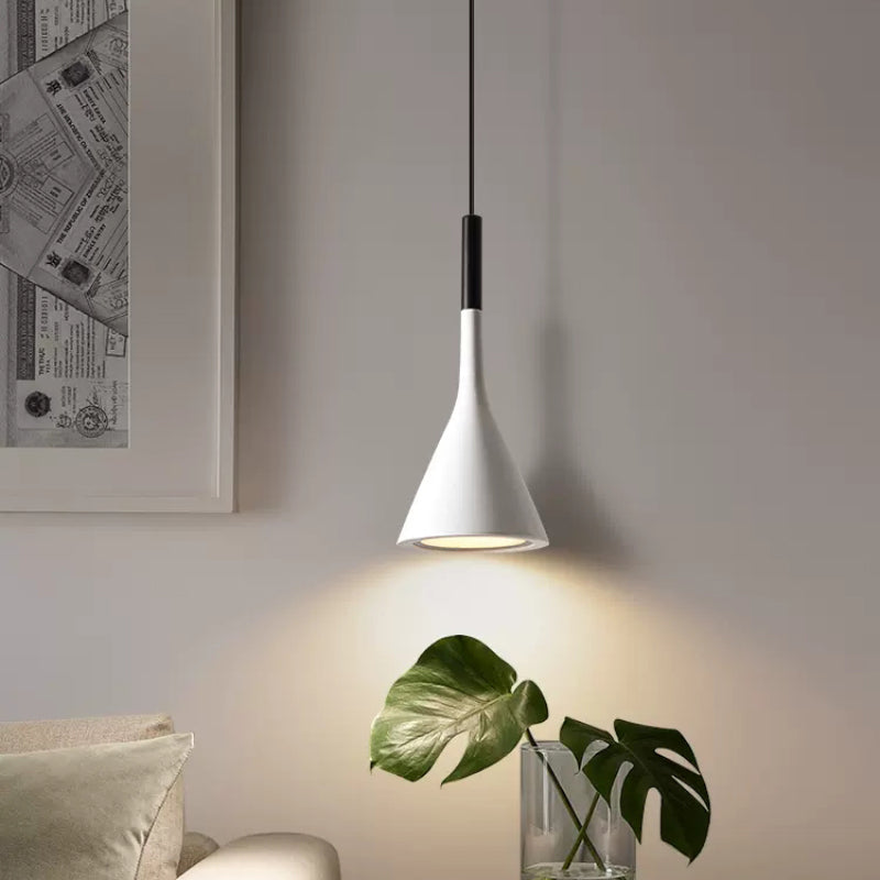 Nordic Orchid Wandlampe - Elegante Innenbeleuchtung für Zuhause & Bürodekor