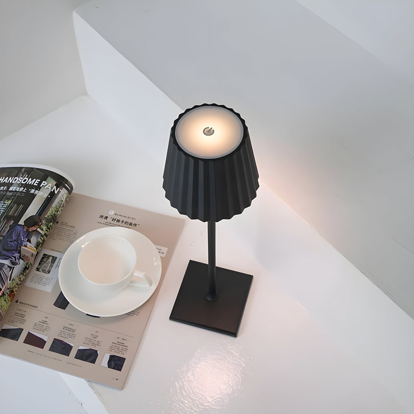 Nordic - Dimmbare Touch-Tischlampe