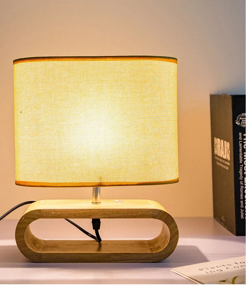 Holz LED Schreibtischlampe für das Home Office - Modern, umweltfreundliche Beleuchtung