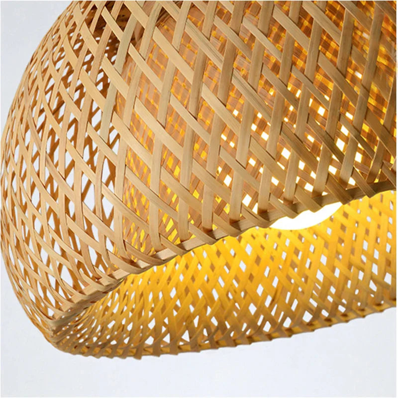 Luxora handgewebte Bambuspendelleuchte - umweltfreundliche Deckenlampe