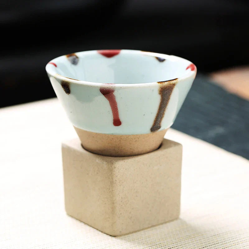Royaleva Vintage Espresso Tassen - Handgefertigte Kegelform mit Keramikhalter