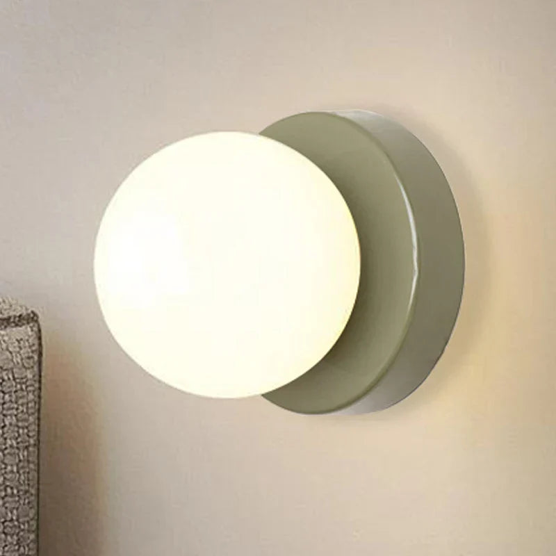 Wandleuchte mit Glasglobus Modernes Design