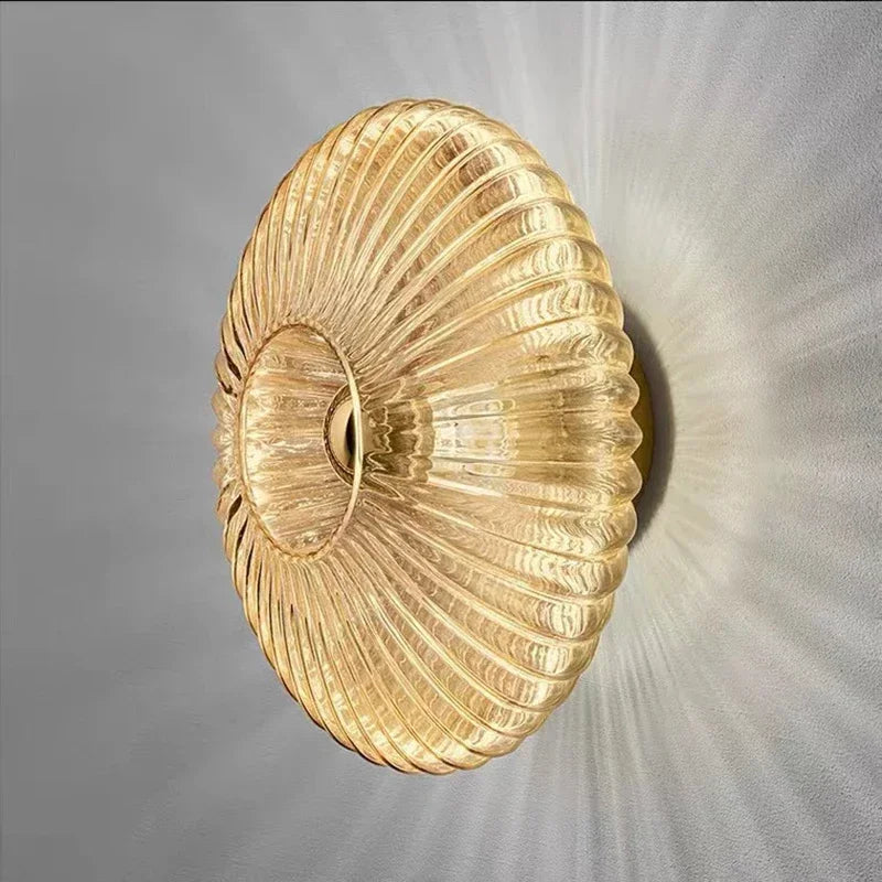 Garduru Glas Wandlampe | Beleuchten Sie Ihren Raum mit zeitlosem Stil - Owais