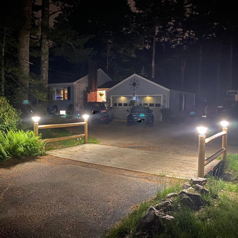 LED-Solarstützlamp – Wetterfester Außenbeleuchtung mit 4000mAh Batterie