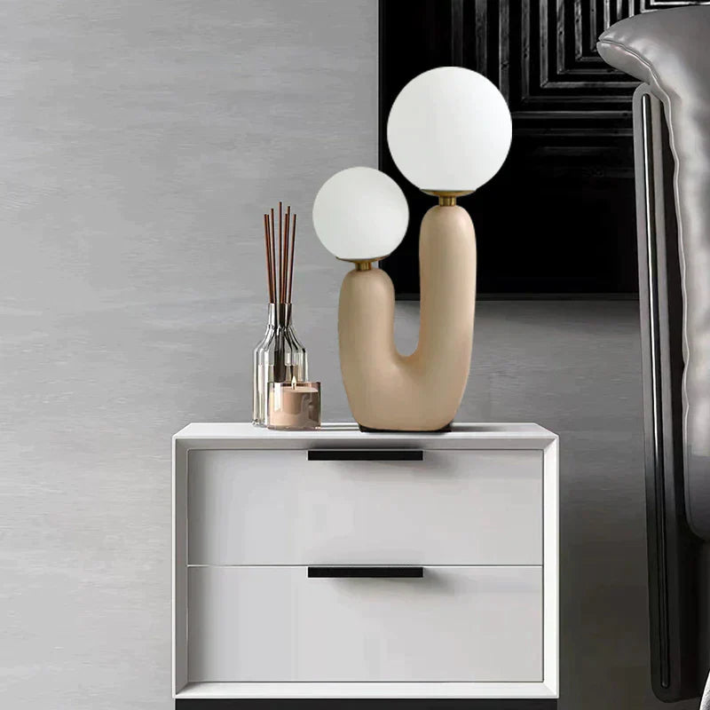 Moderne Tischlampe Kaktus – Kreative und elegante Beleuchtung mit Glasglobes