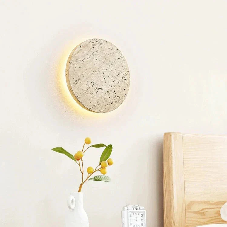 Runde Travertin LED Wandleuchte | LumeStone