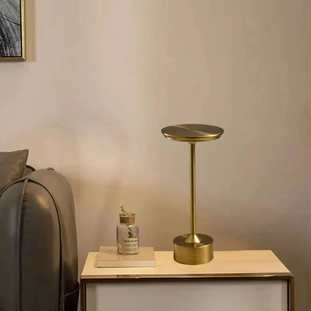 Moderne Stehlampe für Tisch