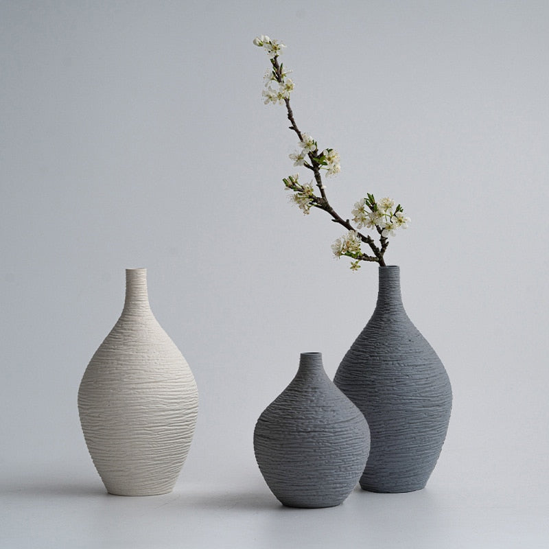 Minimalistische Keramikvase