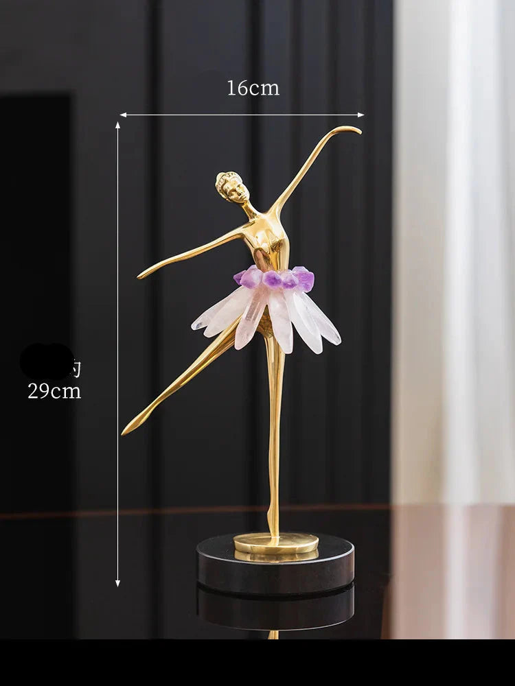 Elegante goldene Balletttänzerin Figur