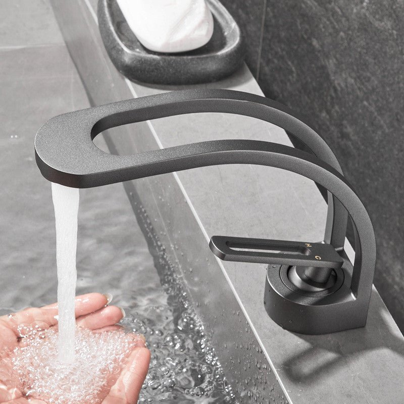Innovativer Badezimmer-Wasserhahn mit Dual-Channel-Design – Für kaltes & warmes Wasser getrennt