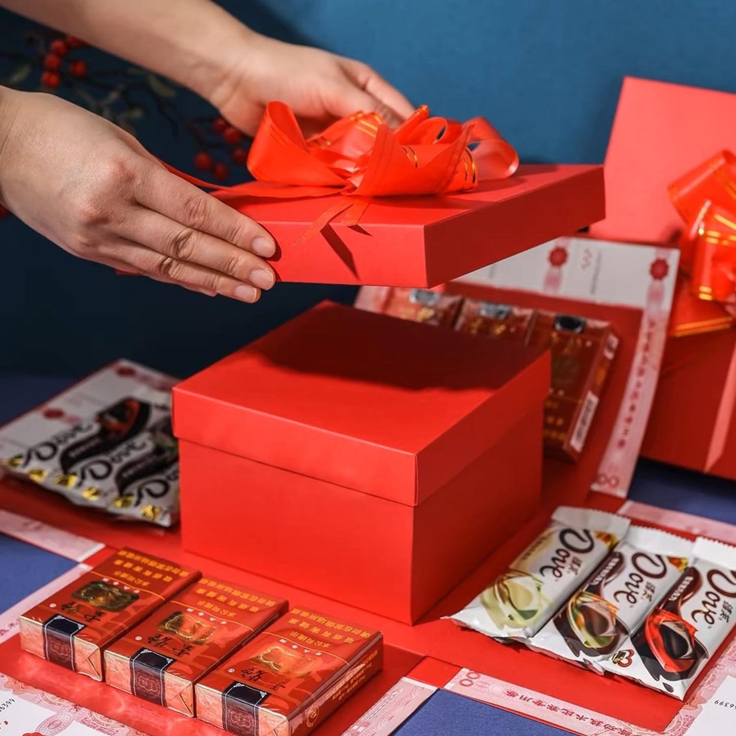 Garduru - Überraschungs-Explosionsbox, + 8 GRATIS Schmetterlinge