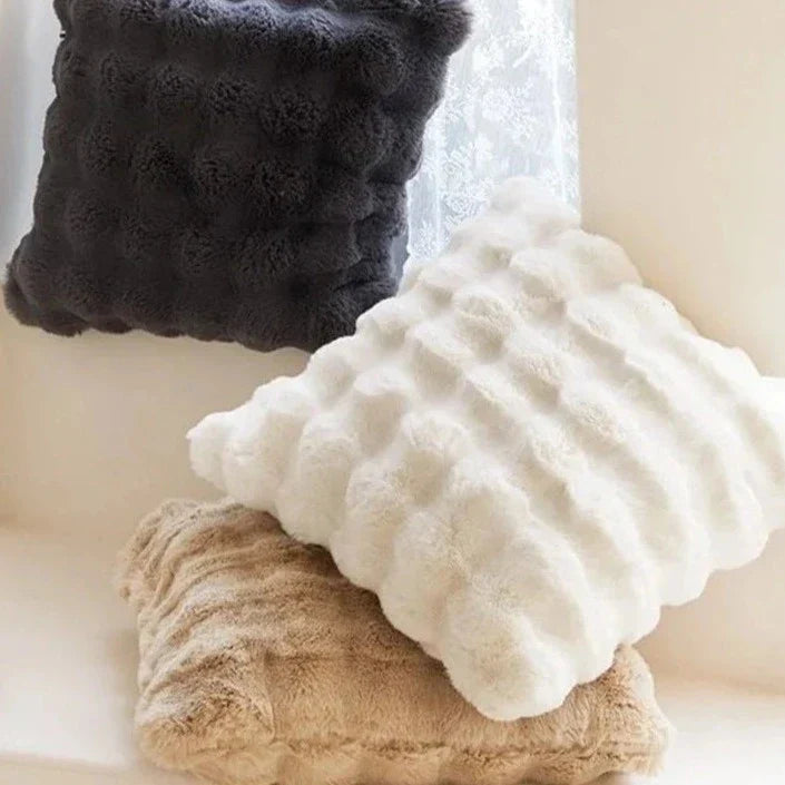 FurLuxe – Luxuriöser Faux Fur Kissenbezug für stilvollen Komfort