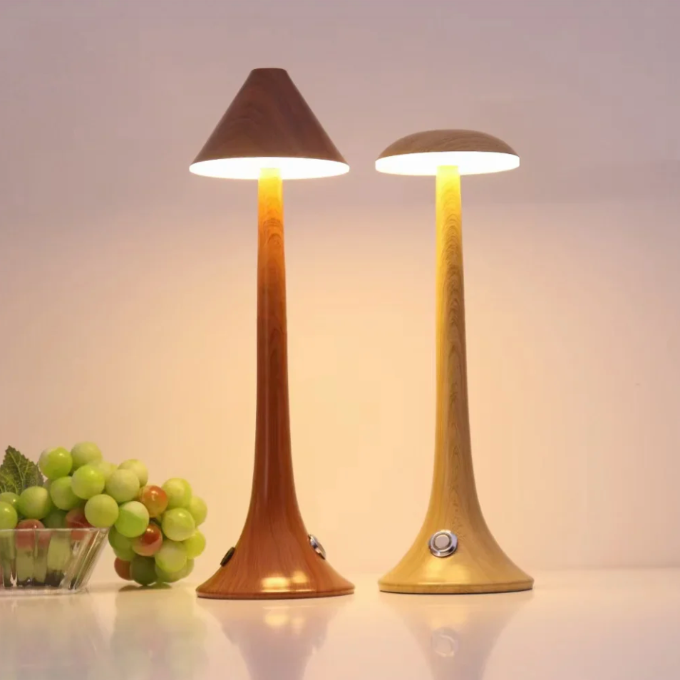 WoodLume – Dimmierbare LED-Tischlampe mit elegantem Holzdesign