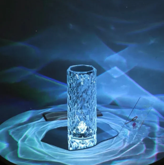 LED-Lampe im Kristalldesign