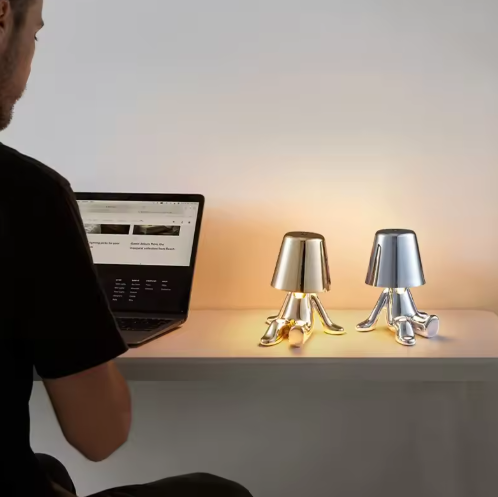 Charmante Charakter Schreibtischlampe