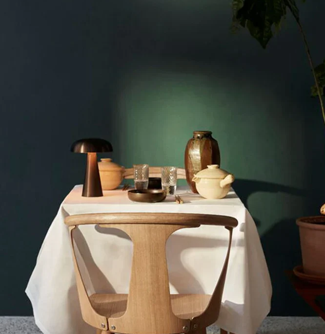 Elegante tragbare Tischlampe