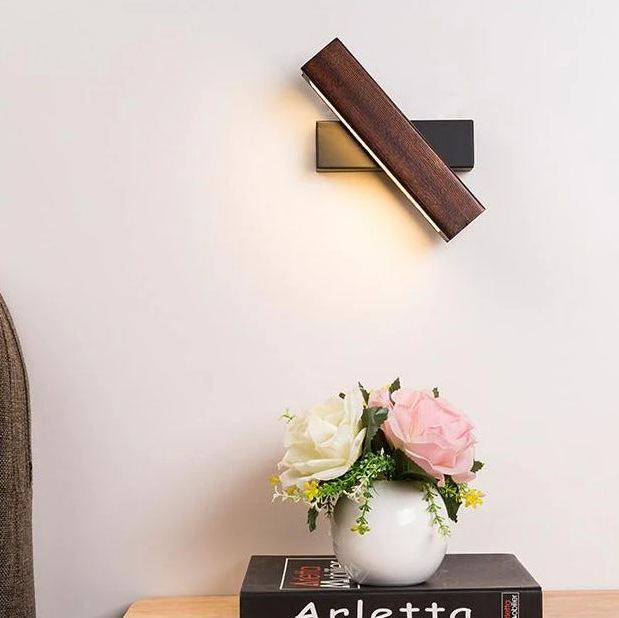 Rotierbare LED-Holzwandleuchte