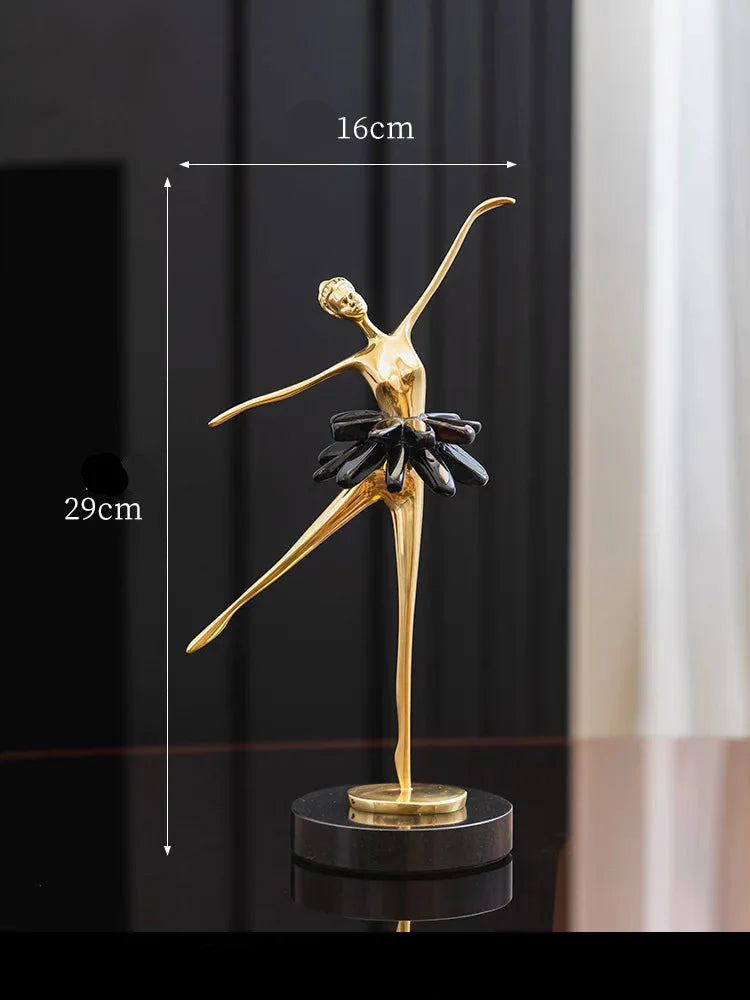 Elegante goldene Balletttänzerin Figur