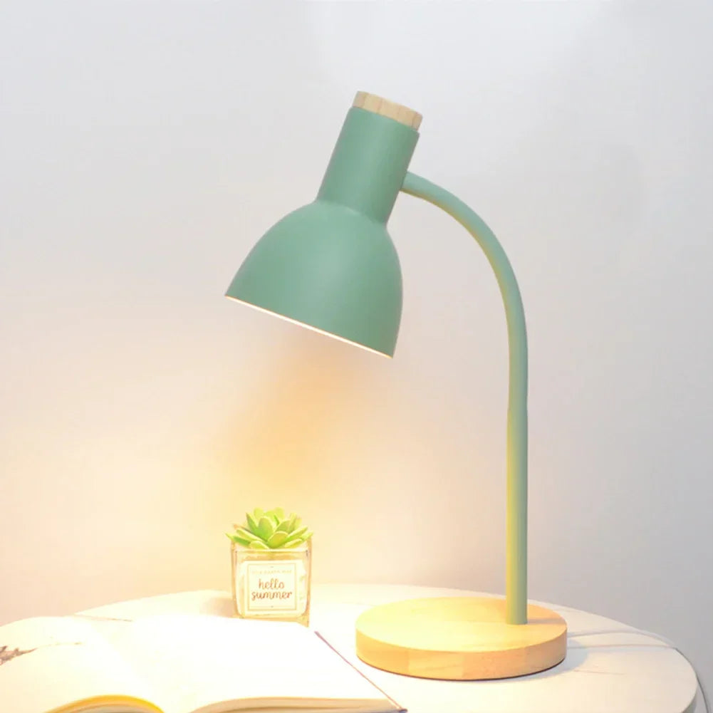 Garduru Schreibtischlampe | Skandinavisches Design | Holz & Eisen | Faltbar & Augenschonend