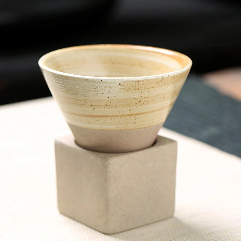 Handgemachte japanische Tasse