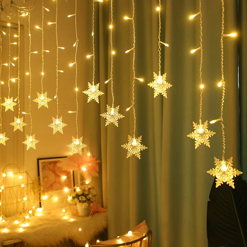 LED Lichterkette mit Schneeflocken – Bunte Deko-Lichter für Weihnachten und Festdekoration