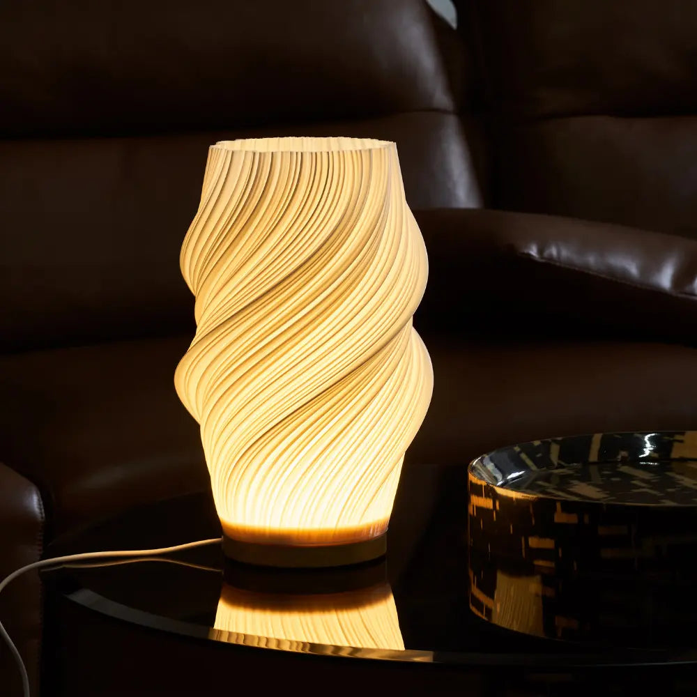 Dimmbare USB Tischlampe mit Holzsockel – Moderne Nachttischlampe für Wohnzimmer und Home Office