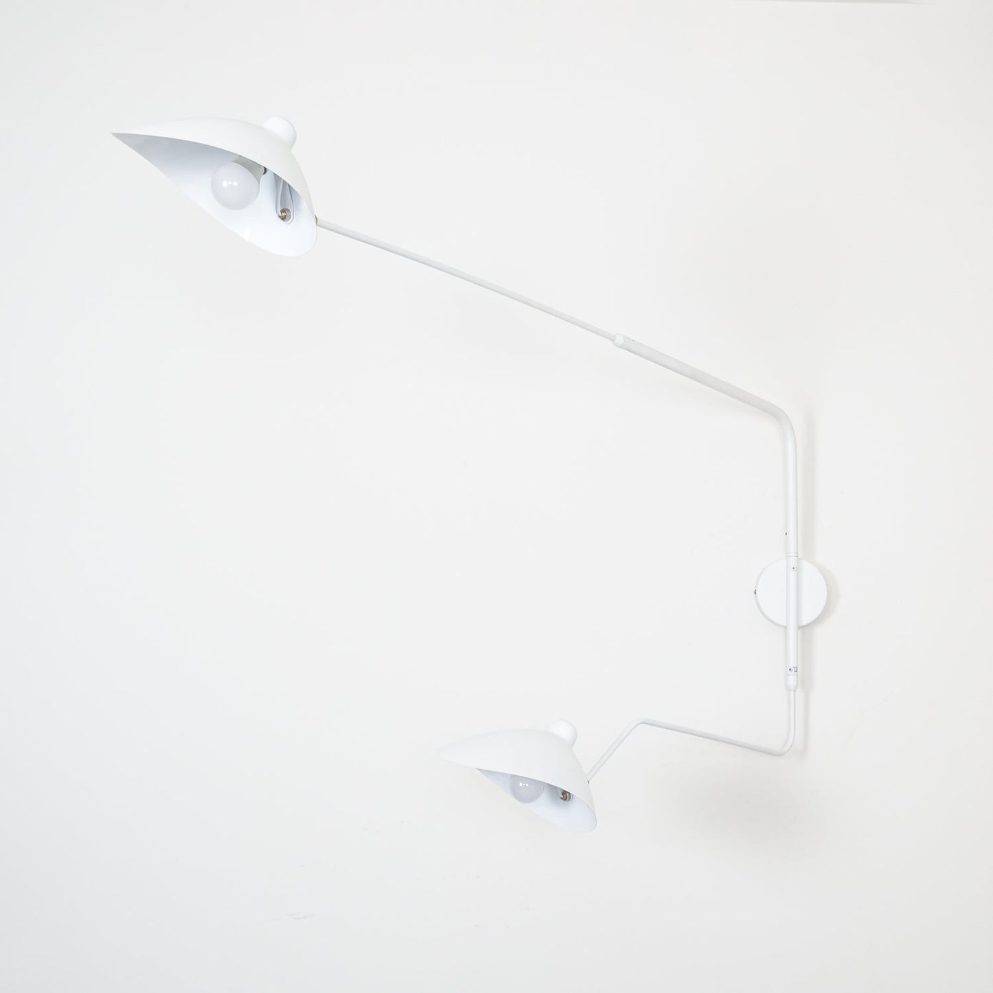 Garduru Mouille Einarmige Wandlampe – Ikonisches Design der 1950er Jahre mit verstellbarem Arm
