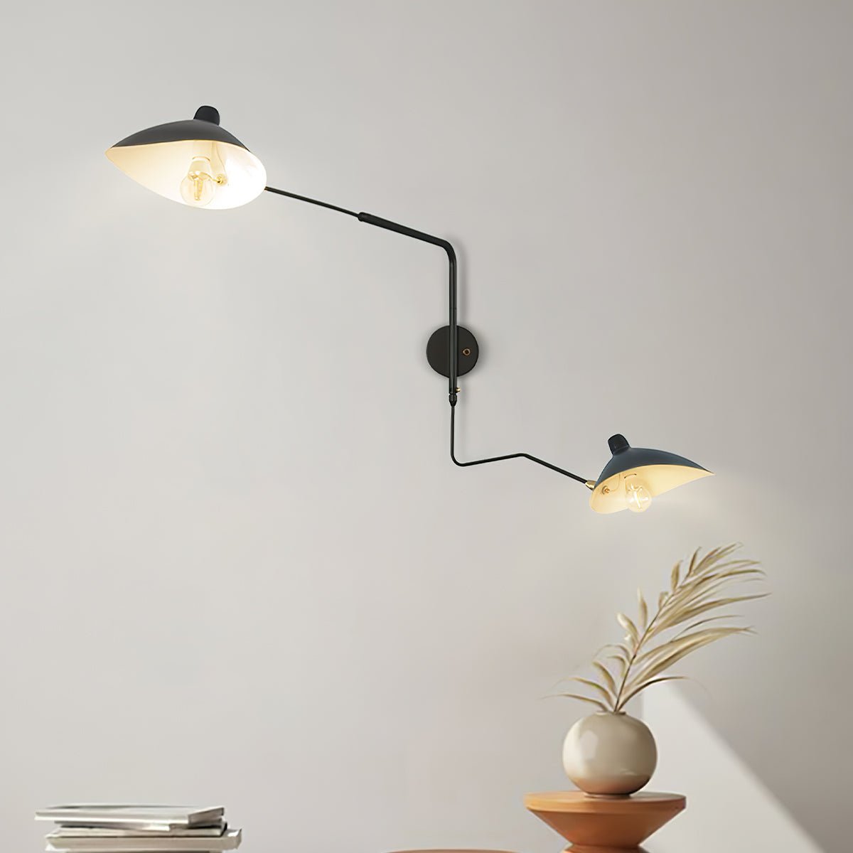 Garduru Mouille Einarmige Wandlampe – Ikonisches Design der 1950er Jahre mit verstellbarem Arm
